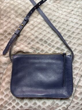 Madewell Navy Leather Crossbody Bag - Classic Women's Shoulder Bag